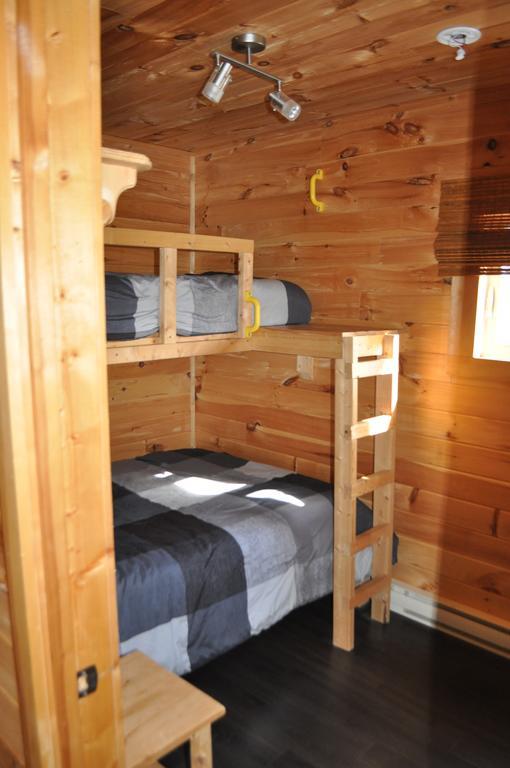 The Sleeping Moose Cottage Birch Plain Ngoại thất bức ảnh